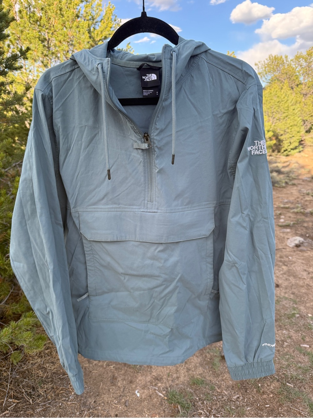 The north Face windwall pullover jacket